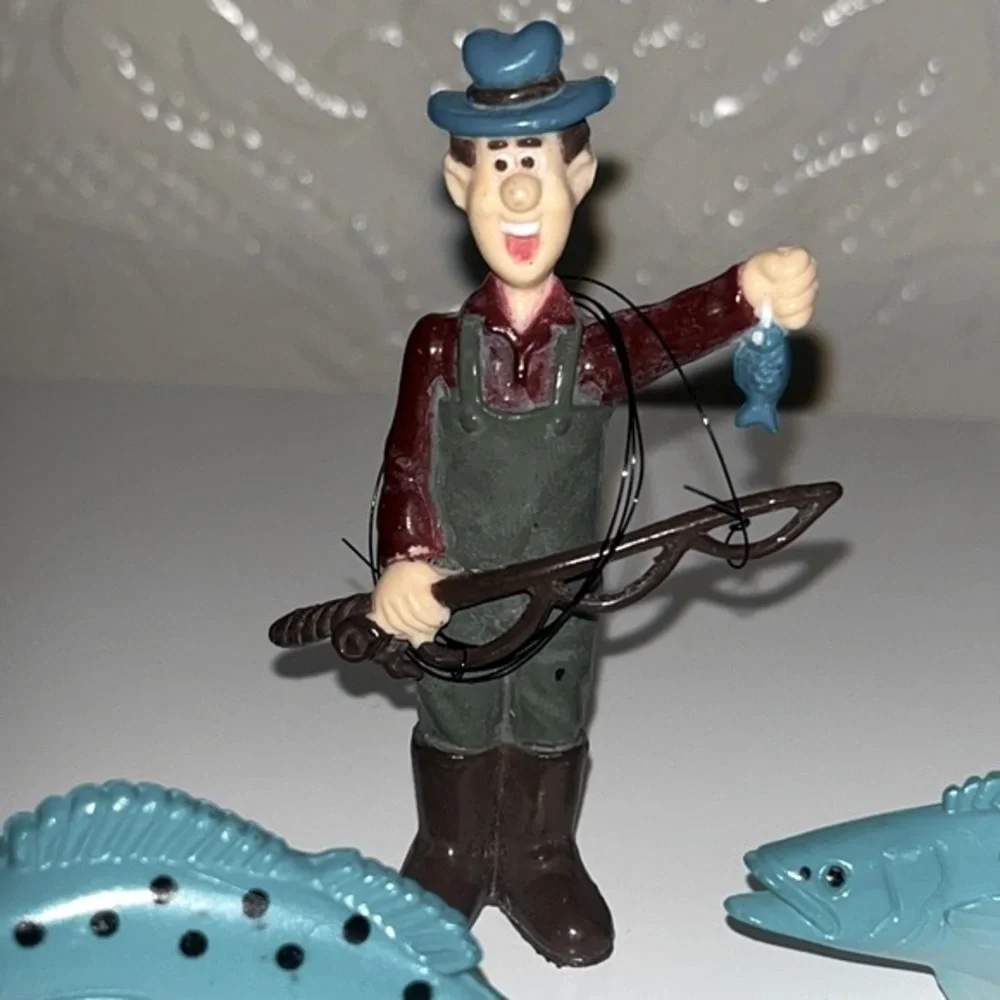 Fisherman cake topper 1995